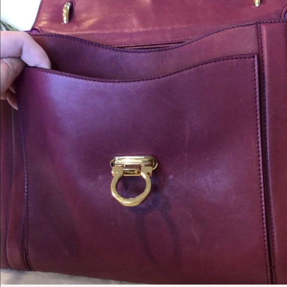 Ferragamo Susanna: top handle cross body hand bag - Picture 7 of 8